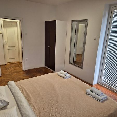 Apartmani Jasmin Novi Sad Exterior foto