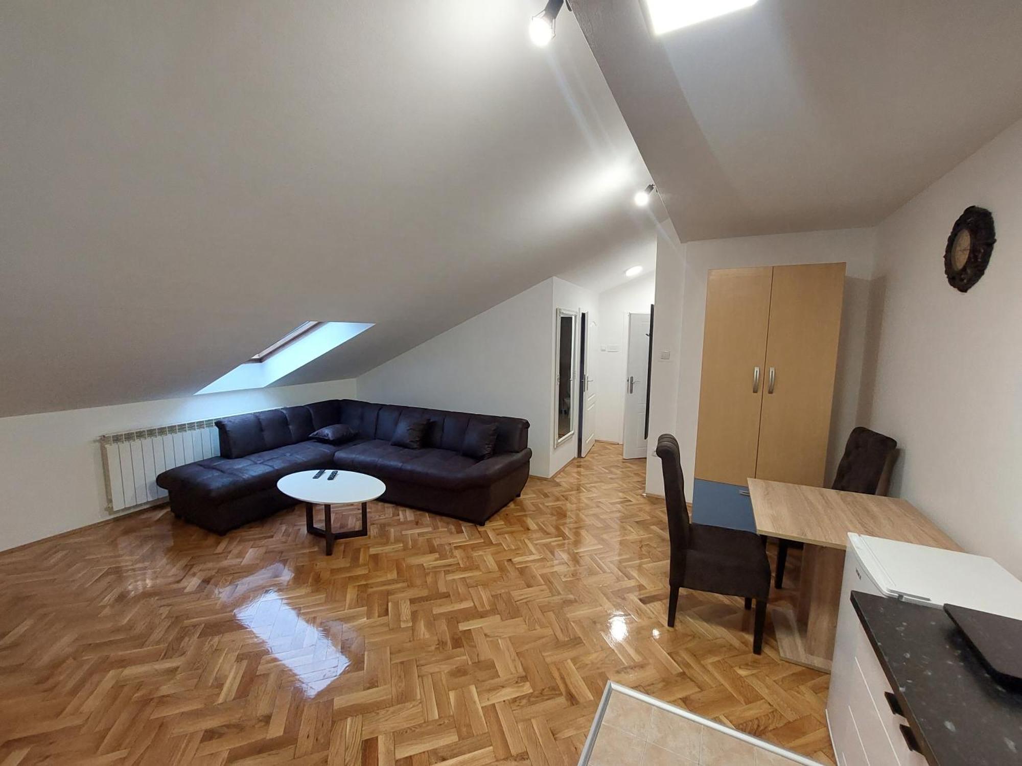 Apartmani Jasmin Novi Sad Exterior foto