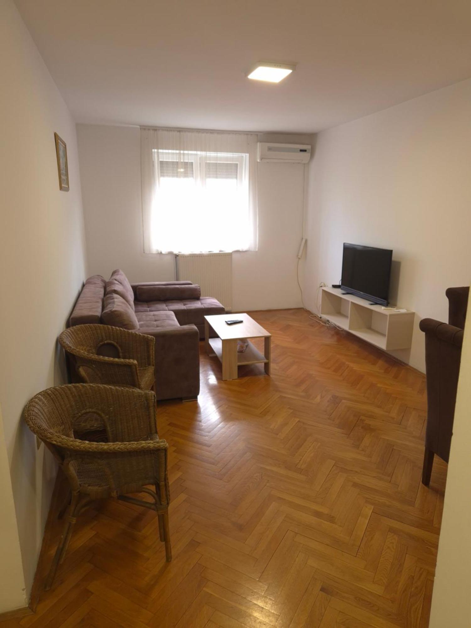 Apartmani Jasmin Novi Sad Exterior foto